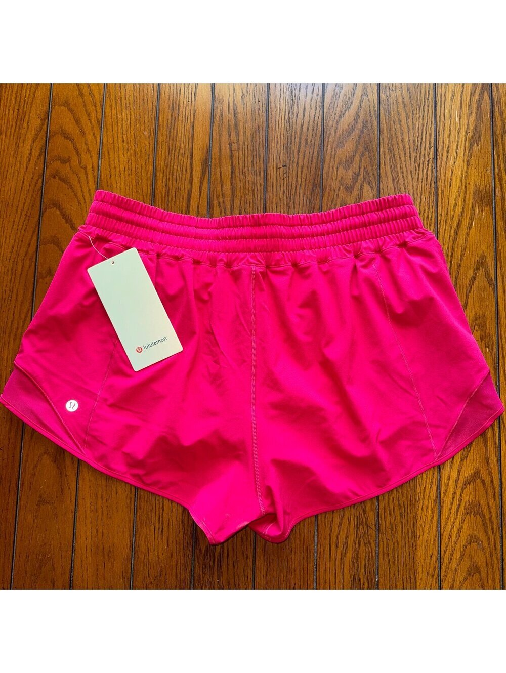 Lululemon Hotty Hot High Rise Short 2.5” Mulberry Spark Size 12 NWT